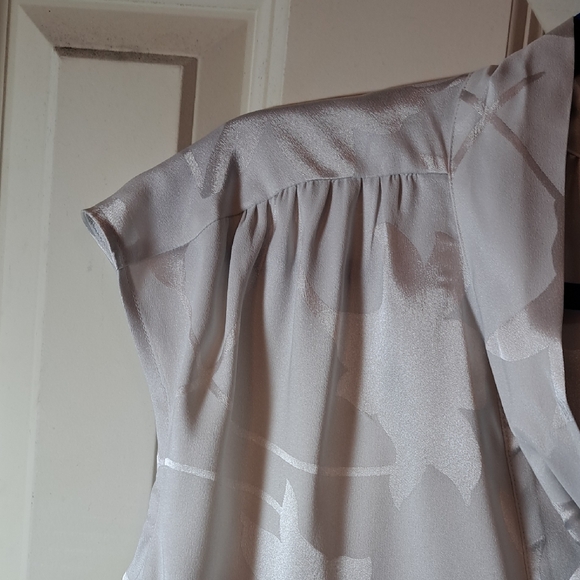 NWT Calvin Klein Suit Women's Elegant Gray Blouse - Picture 3 of 6